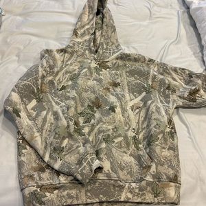 Viral Abercrombie camo hoodie